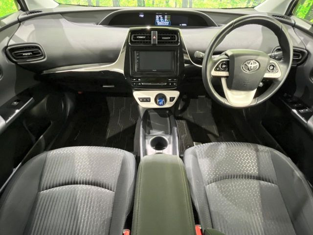 プリウス1.8 S セーフティ プラス