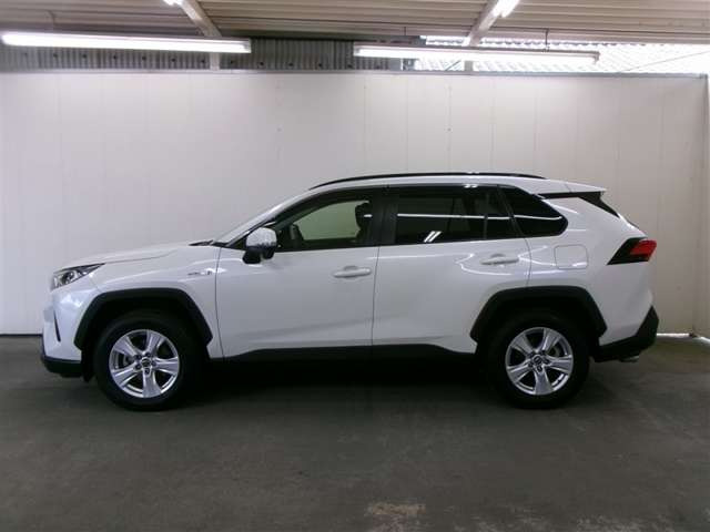 RAV42.5 ハイブリッド X E-Four 4WD