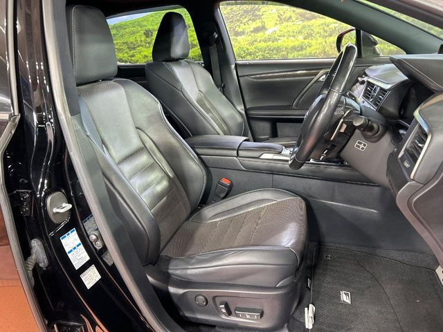 �^�]�Ȃ܂��ɂ͏\���ȃX�y�[�X������A�啿�ȕ��ł��������^�]���Ă�����������ł��B