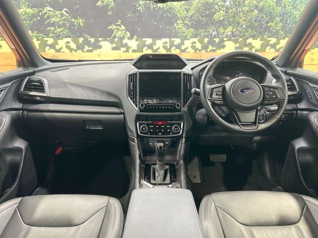 フォレスター1.8 STI スポーツ ブラック インテリア セレクション 4WD