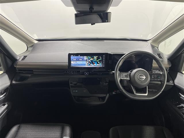 セレナ1.4 e-POWER ハイウェイスターV