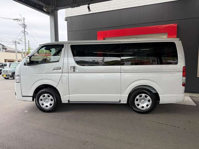 ハイエースバン