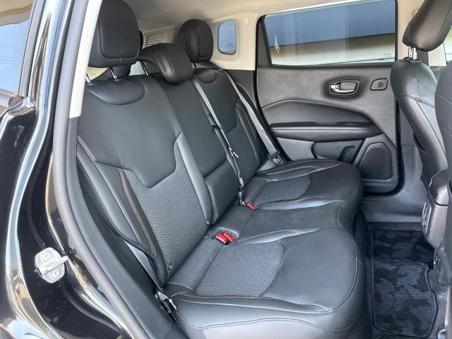 ���㕔���Ȃ��C�ɂȂ�悤�ȃL�Y�E�����ւ��蓙�A�傫�ȃ_���[�W�͂Ȃ��A�ǍD�ȏ�Ԃł��B