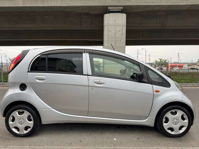 1�����E1000KM�̏����ۏ؂�v���܂��B����ɗL�������ۏ؂�EGS�ۏ؂ƃJ�[�Z���T�[�A�t�^�[�ۏ؂�2�����p��!!�������̂�����̓X�^�b�t�܂ł����|��������!!