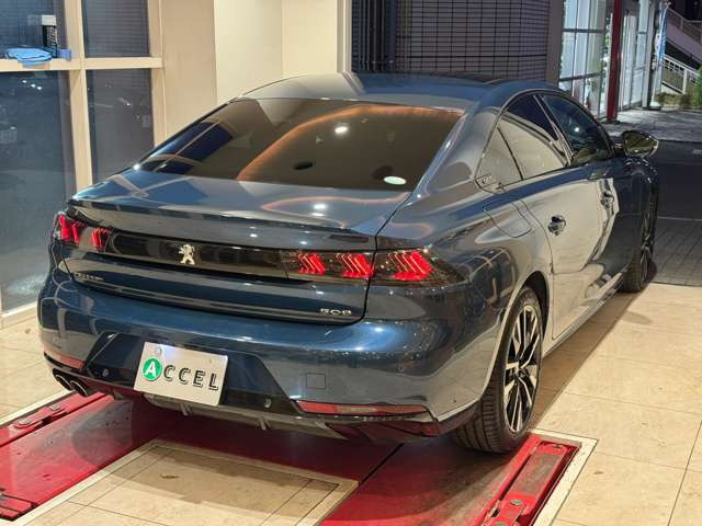 508GT ブルーHDi ディーゼル