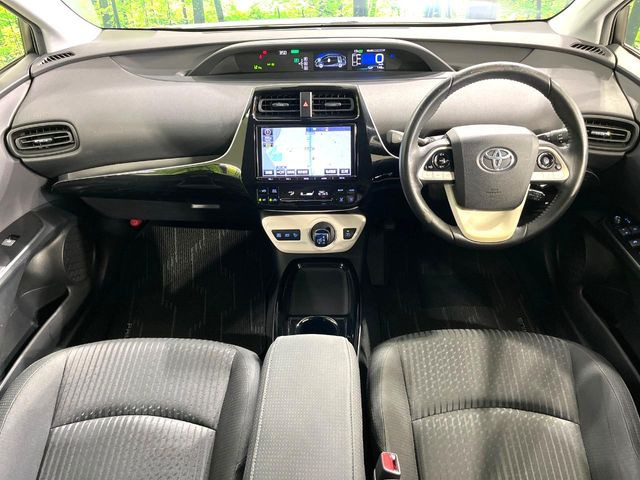 プリウス1.8 S セーフティ プラス
