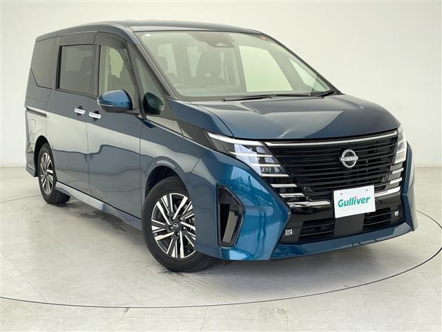 セレナ1.4 e-POWER ハイウェイスターV