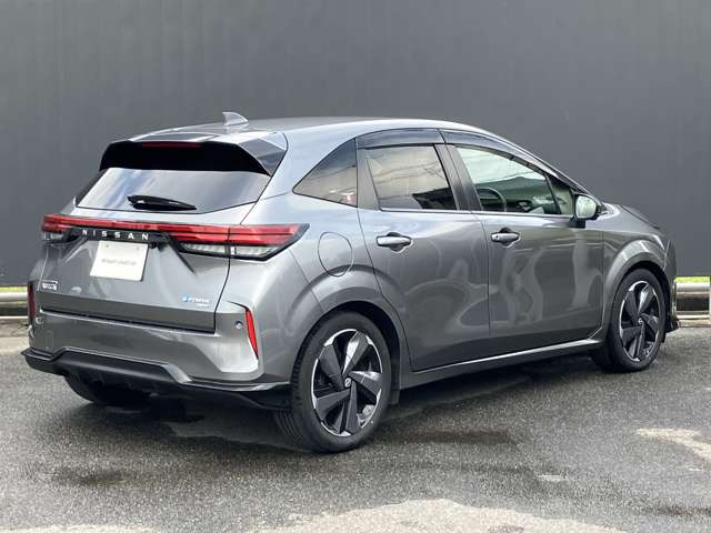 ノートオーラ1.2 G FOUR 4WD