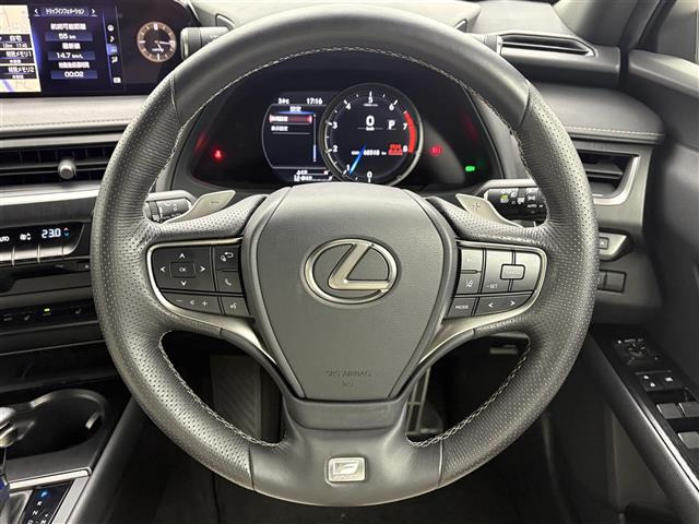 UX200 Fスポーツ