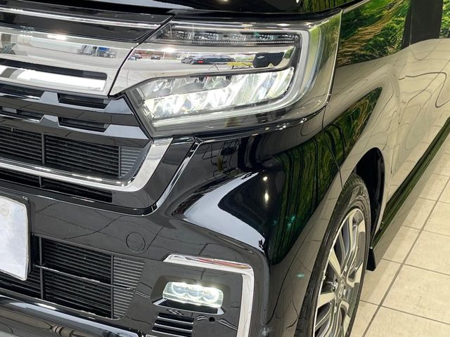 �yLED�w�b�h���C�g�z���V����ԑ��s�����ǍD�Ȏ��E���m�ۂ����S���ĉ^�]�ł��鍂�P�xLED�w�b�h���C�g�𑕔�!�_�����x�������A����d�͂��}�����Ă��܂��B