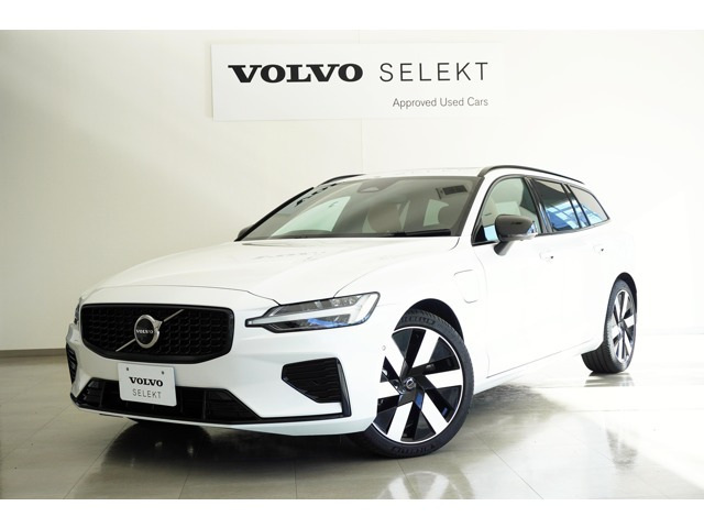 V60ウルトラ T6  AWD プラグインハイブリッド 4WD