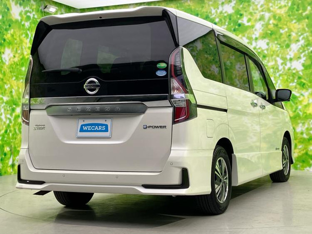 セレナ1.2 e-POWER ハイウェイスターV