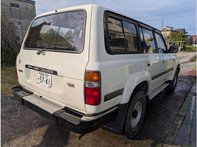 ランドクルーザー804.0 VX 4WD