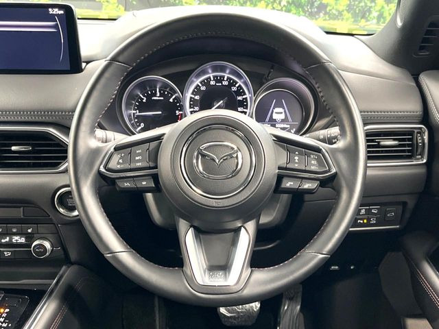 【ステアリングスイッチ】運転中、前方から目線をそらすことなく、オーディオ等の操作が可能な便利機能!安心&快適なドライブを演出してくれます♪