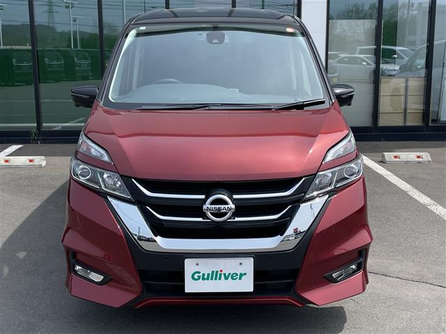 セレナ2.0 ハイウェイスター Vセレクション 4WD