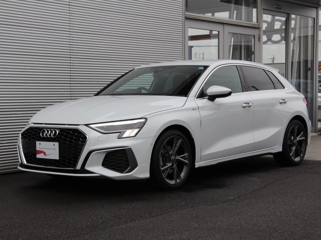 A3スポーツバック30 TFSI Sライン