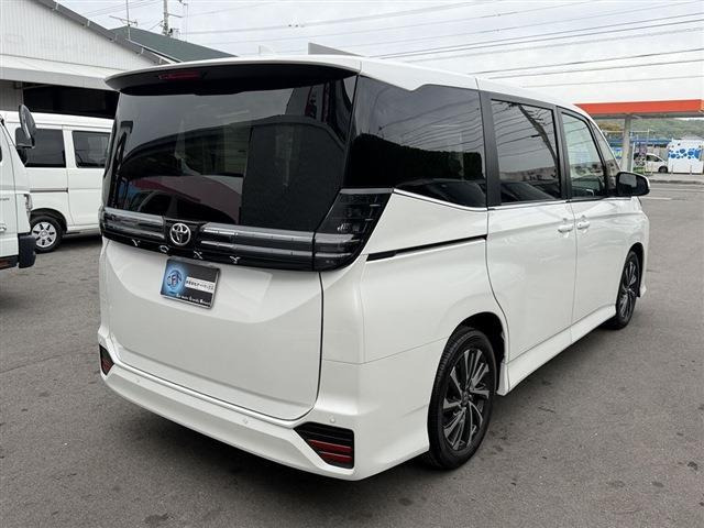ヴォクシー2.0 S-Z