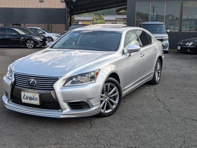 LS600h バージョンL 4WD