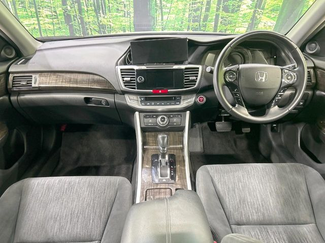 アコードハイブリッド2.0 LX