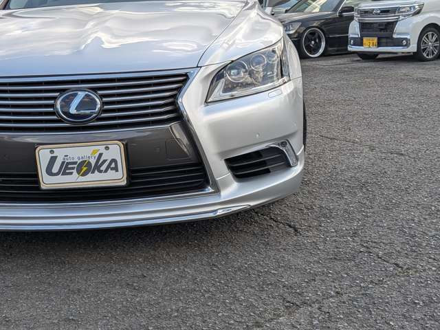 LS600h バージョンL 4WD