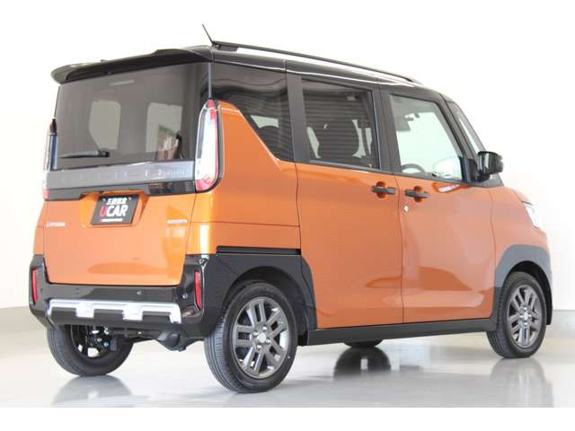 デリカミニT プレミアム 4WD