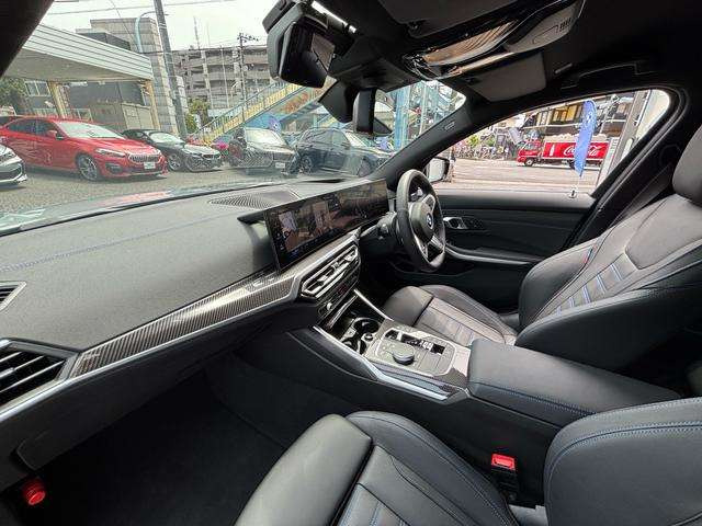 3シリーズセダンM340i xドライブ 4WD