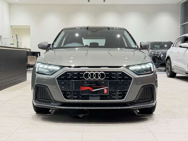 A1スポーツバック25 TFSI アドバンスド