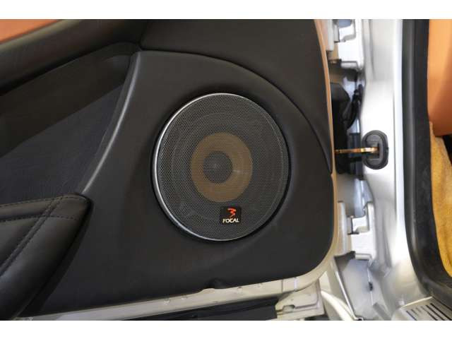 �E�R�[���Y�t���A�}�b�g�E�J���b�c�F���A CD/USB�I�[�f�B�I(DEH-7100)�E�t�H�[�J�� �X�s�[�J�[