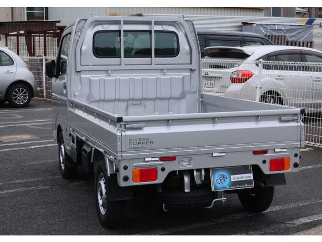 クリッパートラックDX 4WD