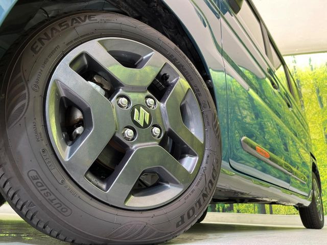�y����14�C���`�A���~�z�C�[���z�O�ςɃ}�b�`���������A���~�z�C�[���𑕒����Ă���܂��B�e��ЊO�A���~�z�C�[����A�X�^�b�h���X�^�C�����戵�����Ă���܂��B���񂲑��k����������