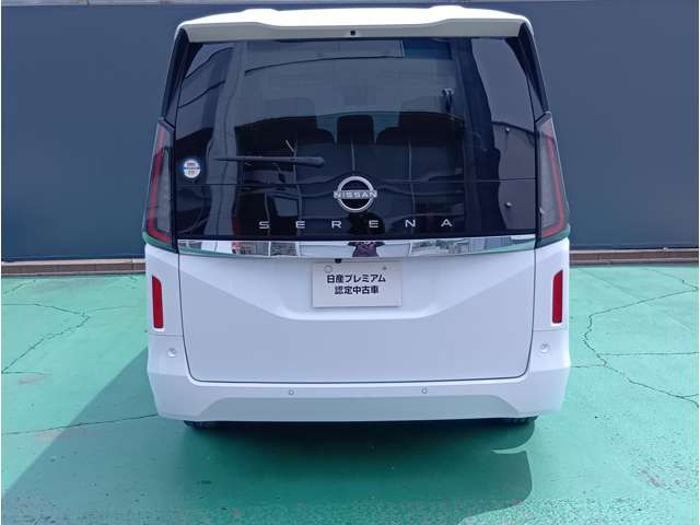 セレナ2.0 XV 4WD