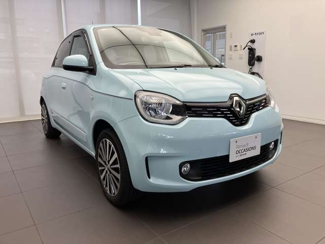 トゥインゴインテンス