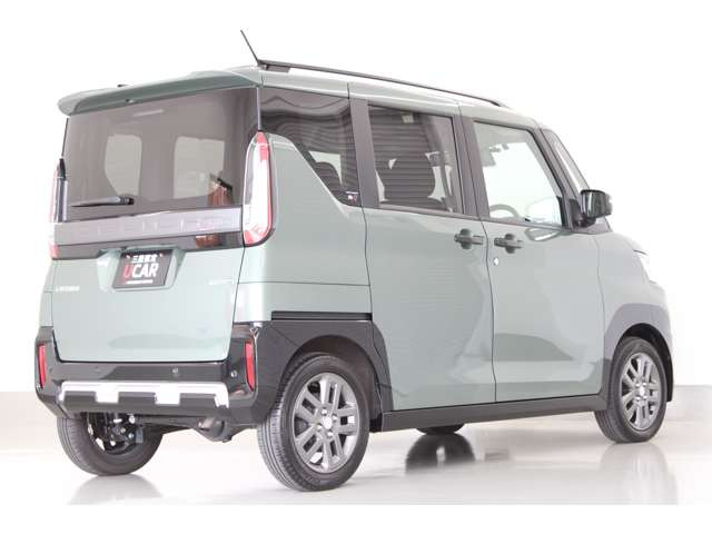 デリカミニT プレミアム 4WD