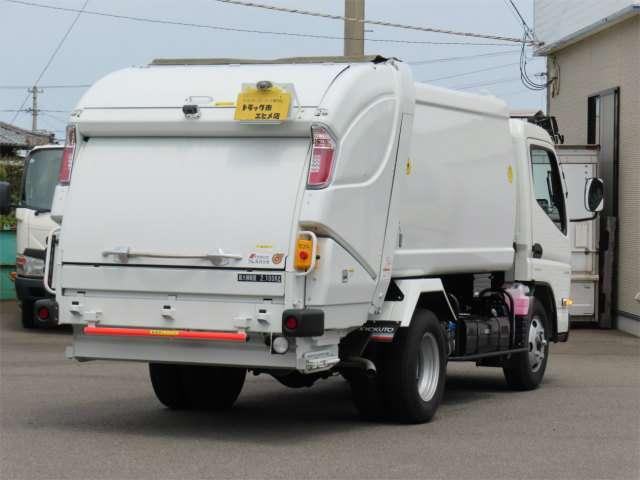 キャンターパッカー車