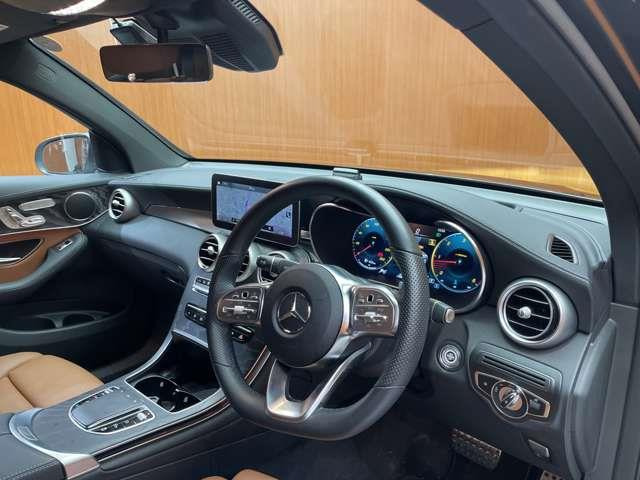 GLCクーペ220d 4マチック スポーツ 本革仕様 4WD