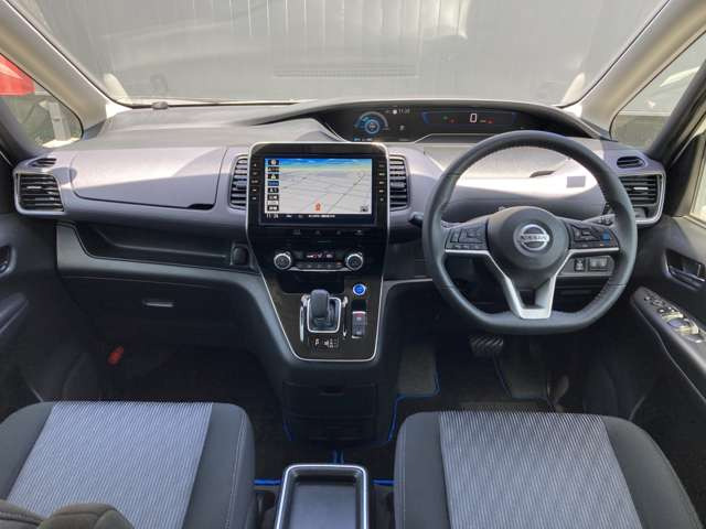 セレナ1.2 e-POWER ハイウェイスターV