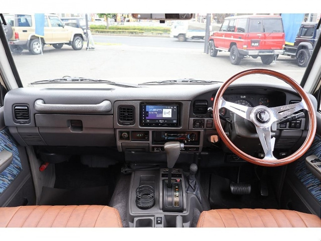 ランドクルーザープラド3.0 SXワイド ディーゼル 4WD