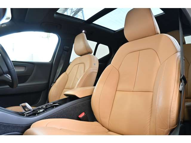XC40リチャージ プラグイン ハイブリッド T5 インスクリプション