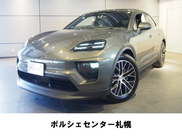 タイカン4 4WD