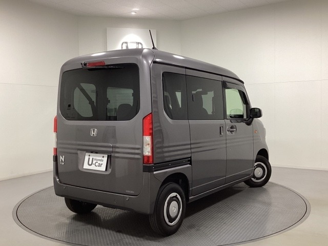 N-VAN+スタイル ファン 4WD
