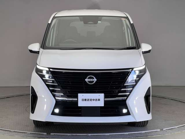セレナ1.4 e-POWER ハイウェイスターV
