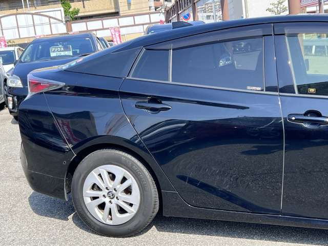 弊社は、お客さまのニーズにお応え出来るよう、豊富な車種を取り揃えております。お乗り換えの際も、是非、よろしくお願いいたします。