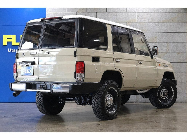 ランドクルーザープラド3.0 SXワイド ディーゼル 4WD