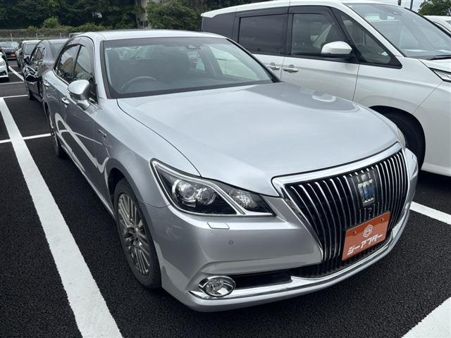 トヨタ クラウン マジェスタの価格・新型情報・グレード諸元 価格.com