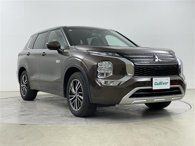 アウトランダーPHEV 2.4 P 4WD