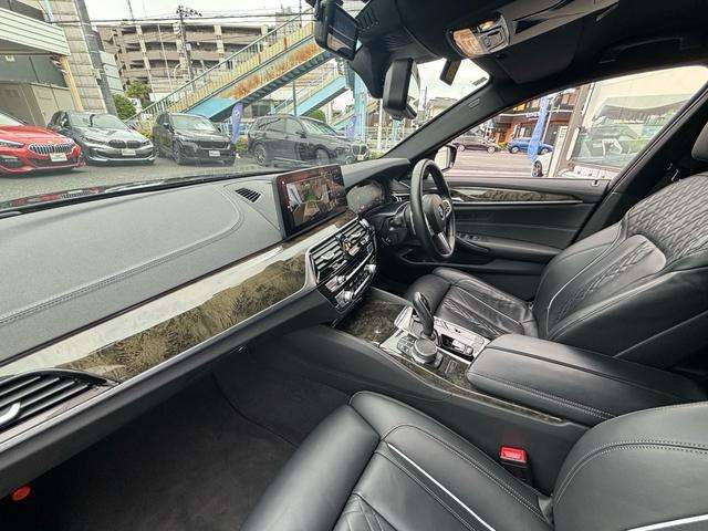 5シリーズセダン523d xドライブ 50th アニバーサリー エディション ディーゼル 4WD