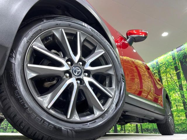 �y����18�C���`�A���~�z�C�[���z�O�ςɃ}�b�`���������A���~�z�C�[���𑕒����Ă���܂��B�e��ЊO�A���~�z�C�[����A�X�^�b�h���X�^�C�����戵�����Ă���܂��B���񂲑��k����������