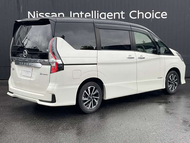 セレナ1.2 e-POWER ハイウェイスターV