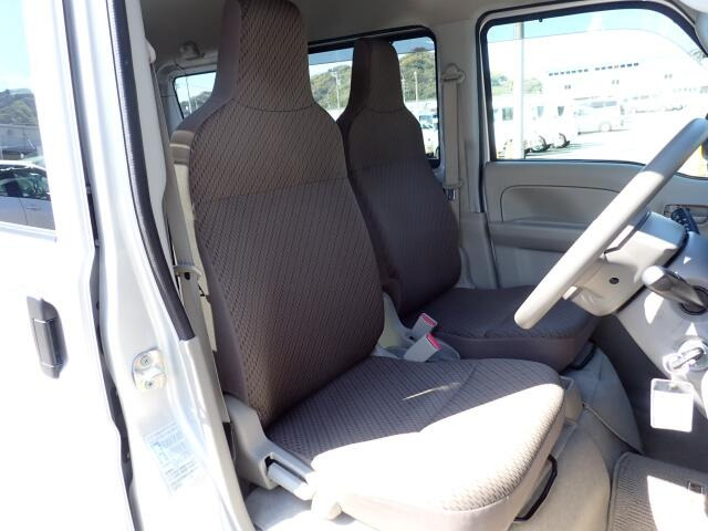 �t�����g�V�[�g�A��ԗǍD�ň��S�ł��B�傫�ȉ�����Ȃ����S�ł�