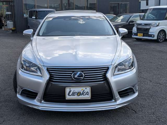 LS600h バージョンL 4WD